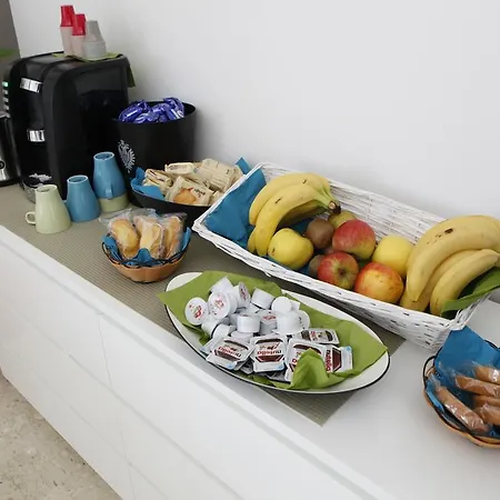 Comeacasatua לינה וארוחת בוקר