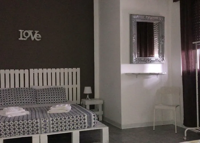 Comeacasatua 3* バーリ