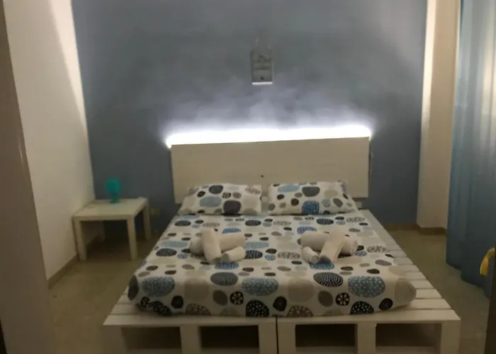 ベッド・アンド・ブレックファスト Comeacasatua